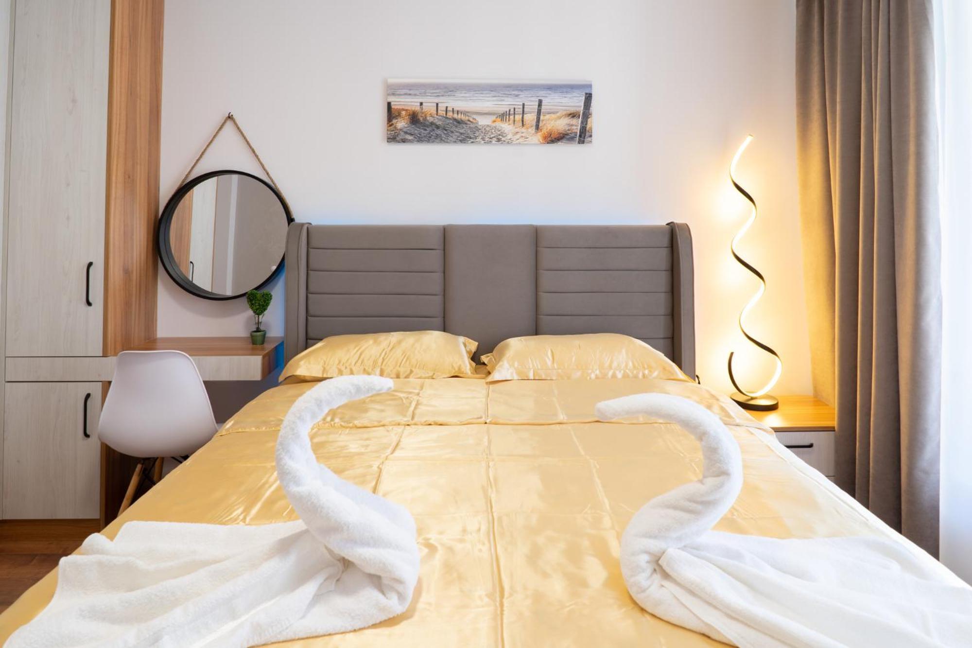 New Modern & Cozy Apartment With Free Private Parking And Ev Charging Station Varna Exteriör bild