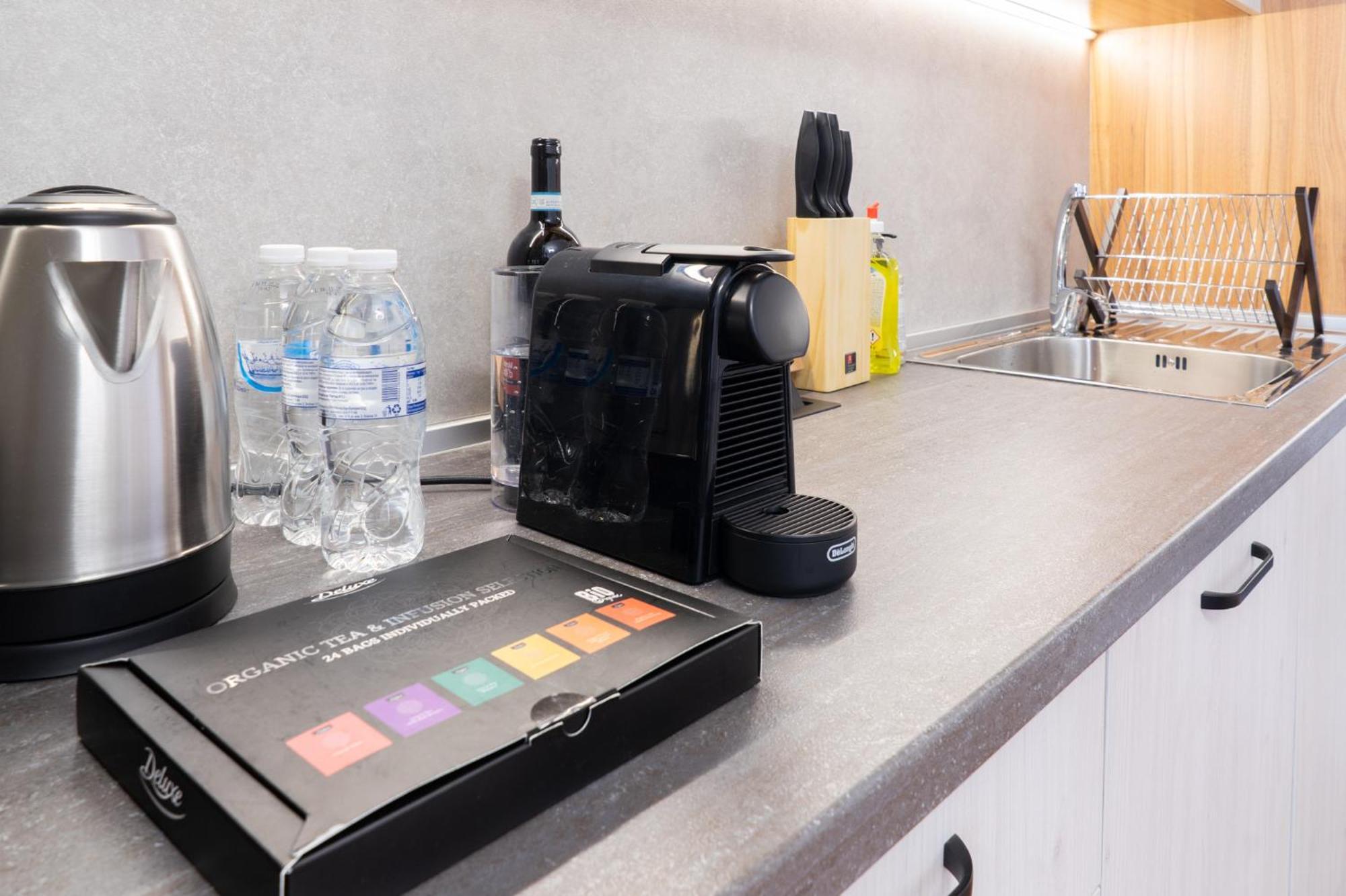 New Modern & Cozy Apartment With Free Private Parking And Ev Charging Station Varna Exteriör bild