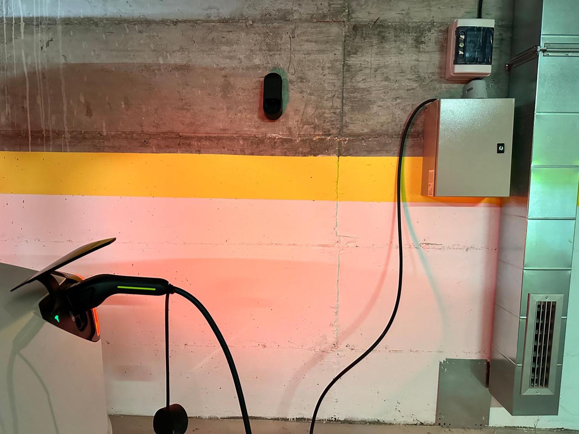 New Modern & Cozy Apartment With Free Private Parking And Ev Charging Station Varna Exteriör bild