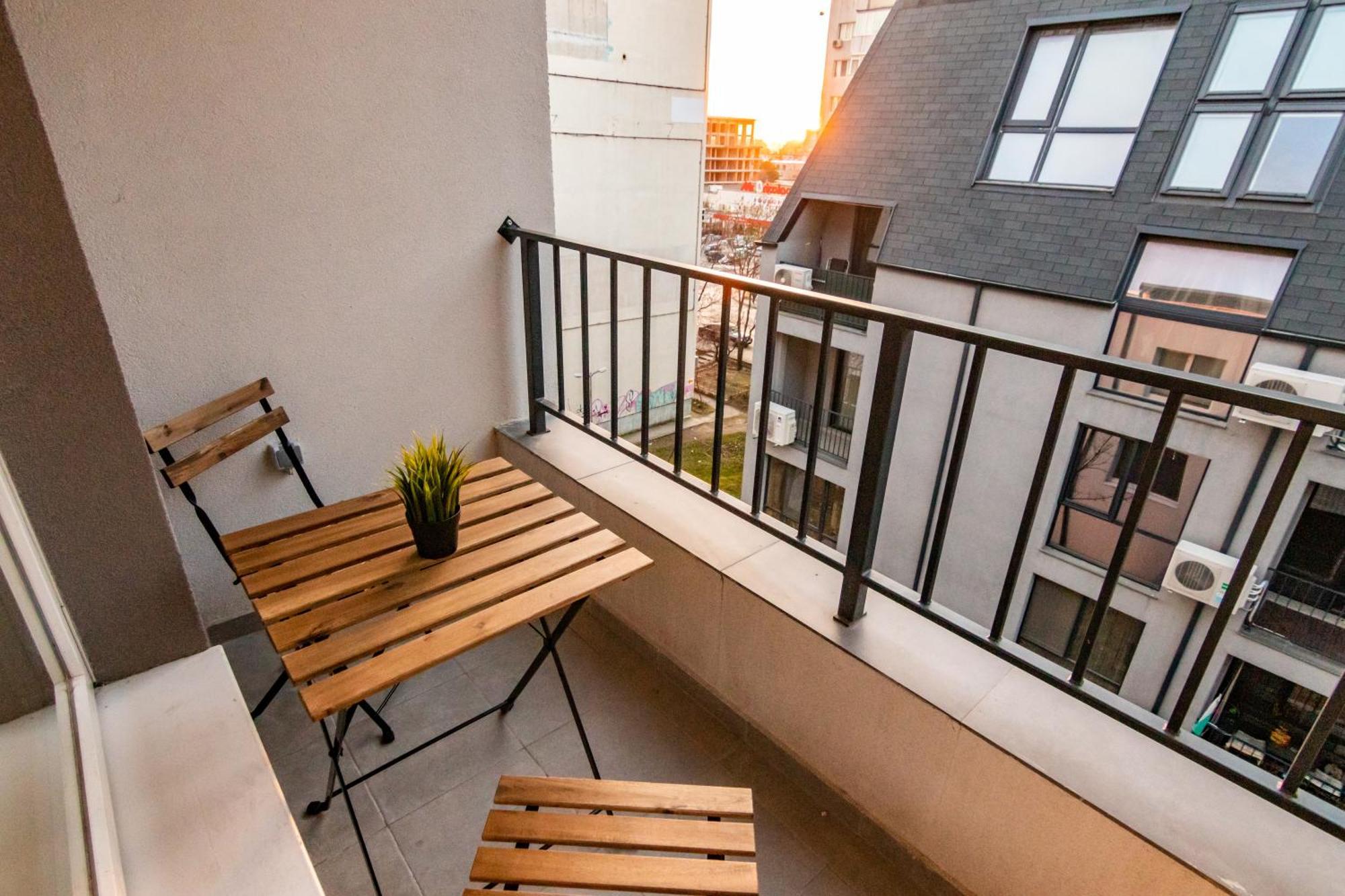 New Modern & Cozy Apartment With Free Private Parking And Ev Charging Station Varna Exteriör bild